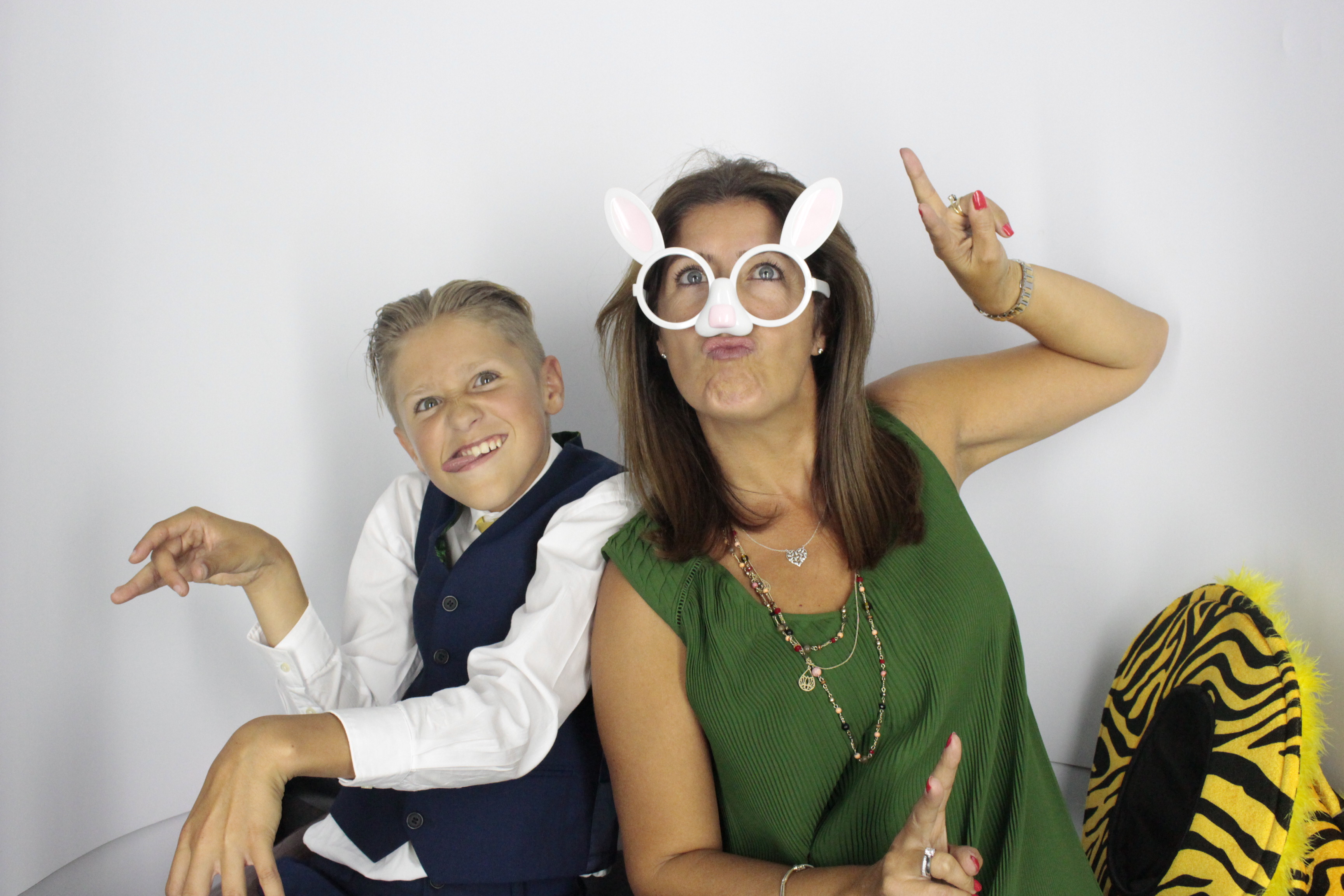  Heather & Daniel's Wedding | View more photos from the event at gallery.myphotoboothexperience.co.uk/u/MyPhotoBoothExperienceLtd/Heather-Daniels-Wedding